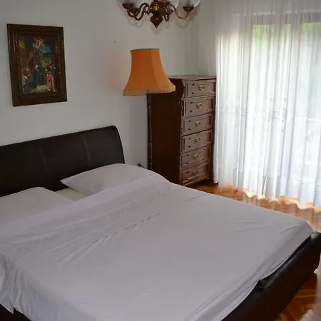 Zdenka Apartmán Postira